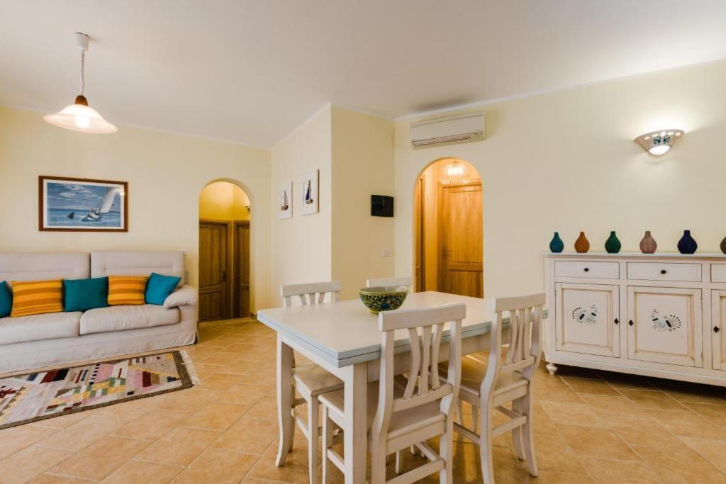 Vila Le Perle Di Golfo Aranci Exteriér fotografie